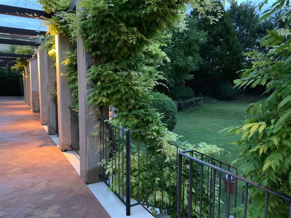 Ca'Bert Villa Dei Glicini Castelnuovo del Garda Ngoại thất bức ảnh